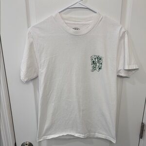 PacSun White and Green Short Sleeve Tee